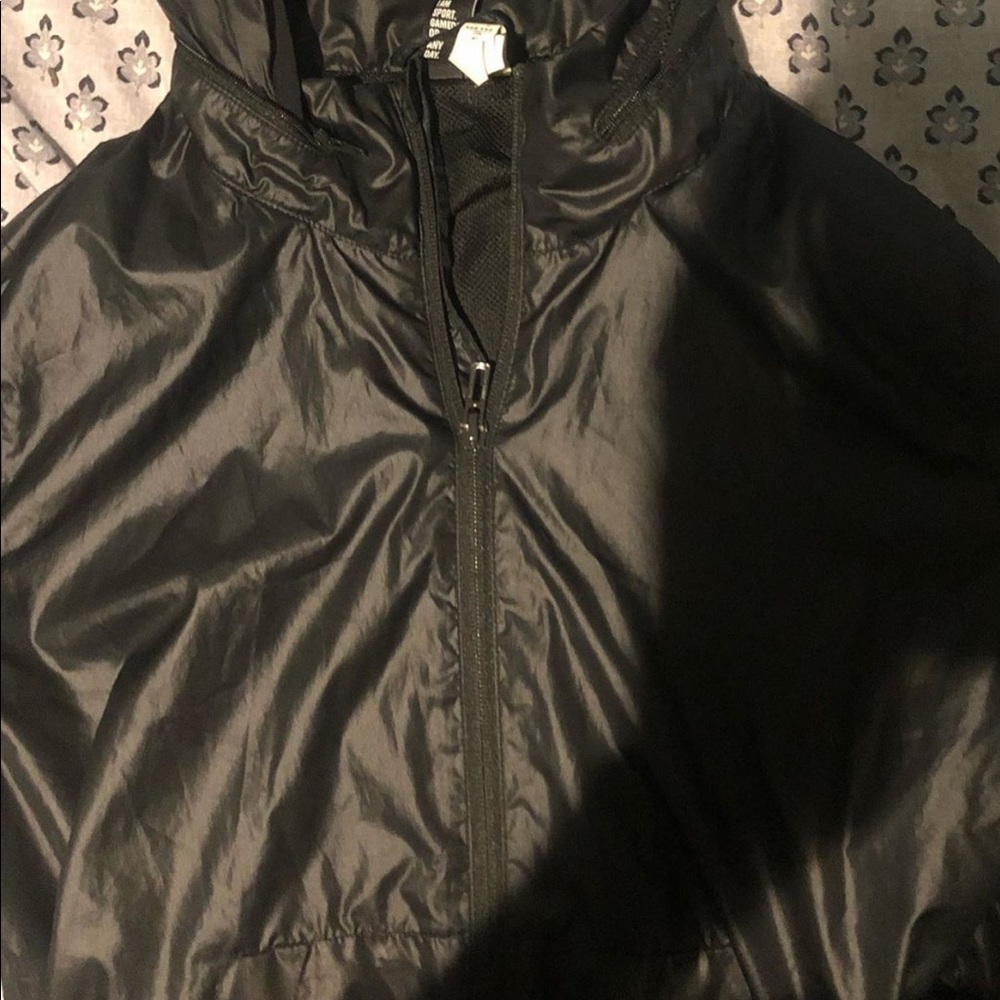 Addias raincoat - Picture 2 of 2